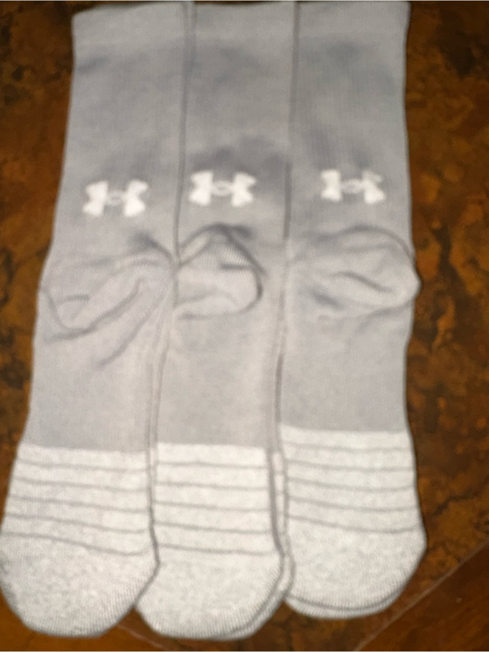 NWOT Under Armour Men's Light Gray Performance Crew Socks - 3 Pack